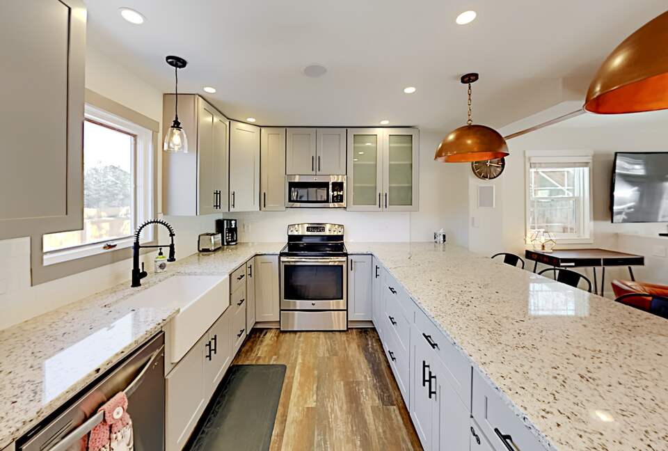 Elegant Mountain Retreat | Hot Tub, 3 Workspaces - Avon, Colorado