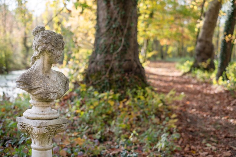Château d'Isle-sur-Marne (R) - Isle sur Marne, France