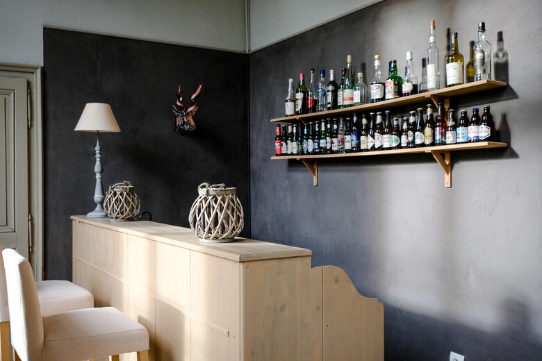 Château d'Isle-sur-Marne (R) - Isle sur Marne, France