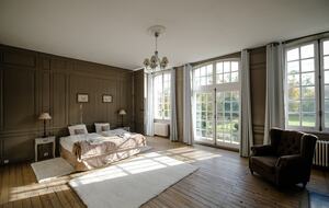 Château d'Isle-sur-Marne (R) - Isle sur Marne, France