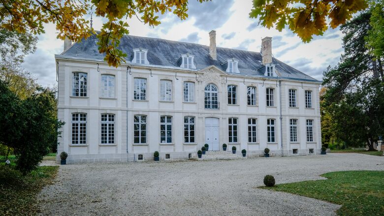 Château d'Isle-sur-Marne (R) - Isle sur Marne, France