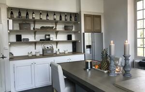 Château d'Isle-sur-Marne (R) - Isle sur Marne, France