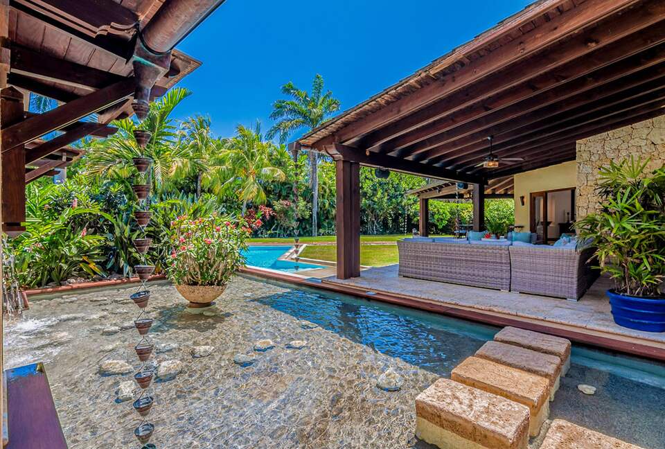 Villa Maji - Luxury Water Oasis Set Amongst the Palms in Cabarete - Cabarete, Dominican Republic