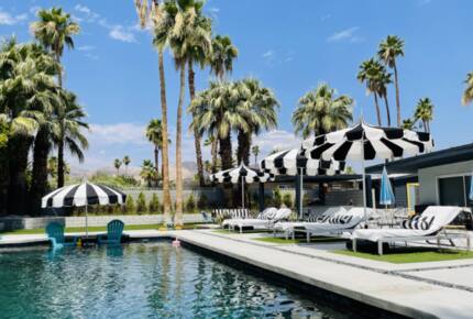 Modern Palm Springs Dream Villa - Palm Desert, California