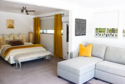 Modern Palm Springs Dream Villa - Palm Desert, California