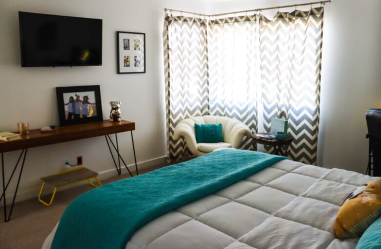 Modern Palm Springs Dream Villa - Palm Desert, California