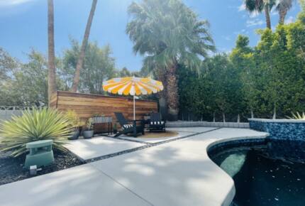 Modern Palm Springs Dream Villa - Palm Desert, California