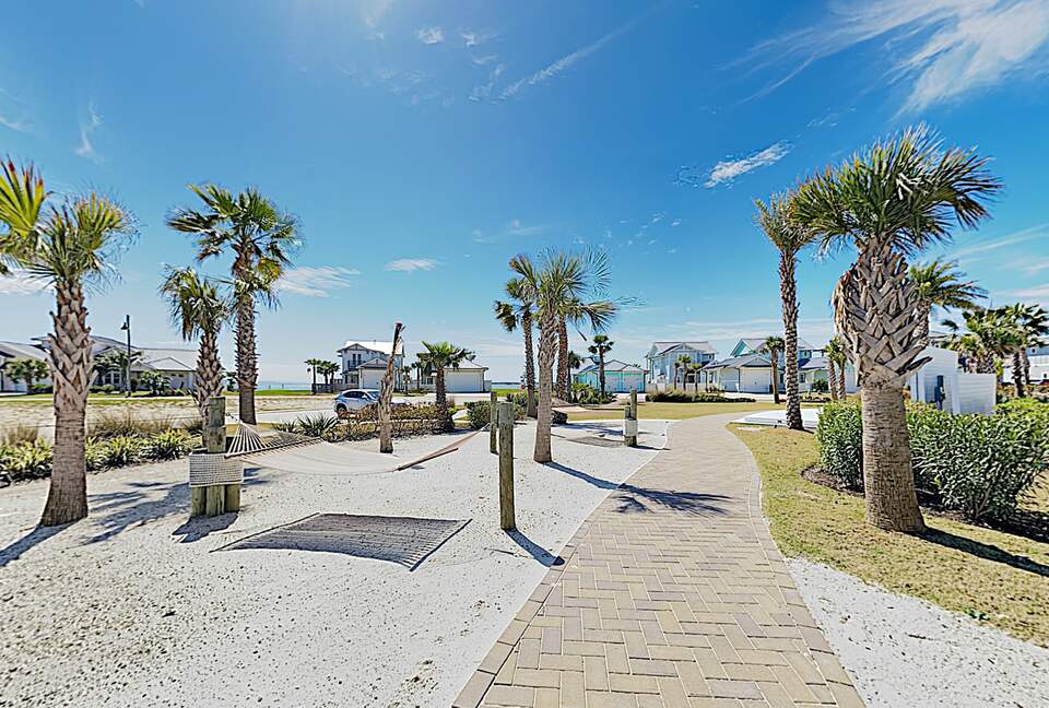 Cottage by The Sea | Private Dock, Fishing Pier - Rockport, Texas