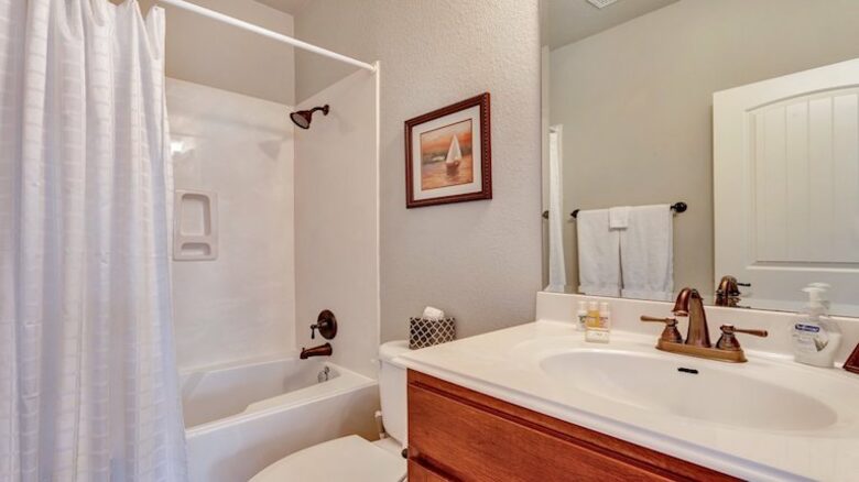 Lake Travis - Hollows Resort Lakeview Casita - Jonestown, Texas