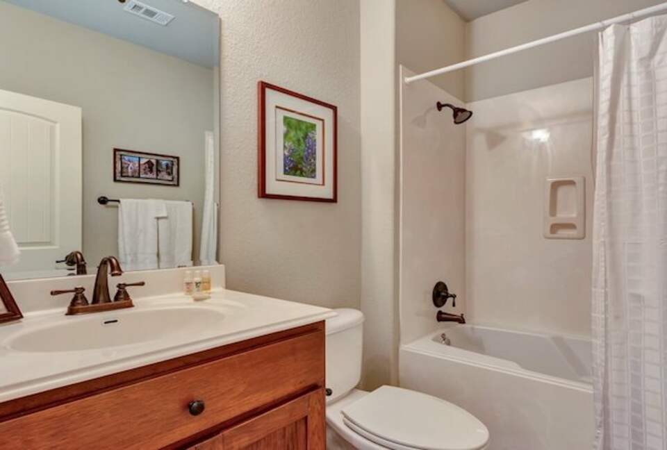 Lake Travis - Hollows Resort Lakeview Casita - Jonestown, Texas