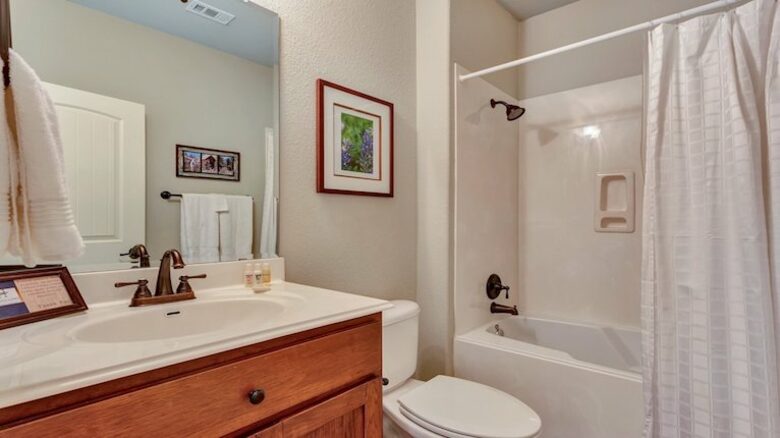 Lake Travis - Hollows Resort Lakeview Casita - Jonestown, Texas