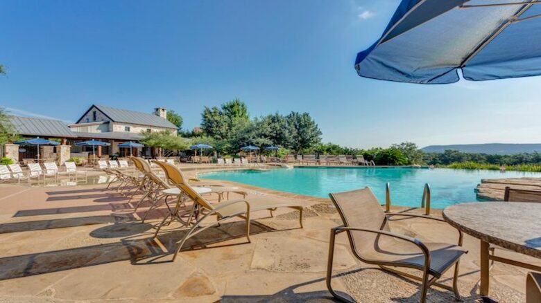 Lake Travis - Hollows Resort Lakeview Casita - Jonestown, Texas