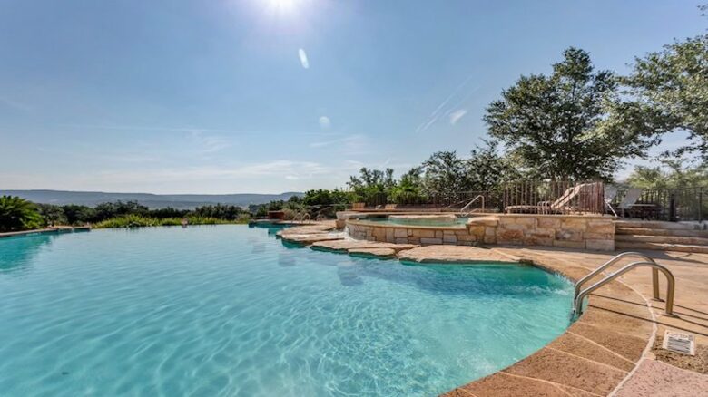 Lake Travis - Hollows Resort Lakeview Casita - Jonestown, Texas