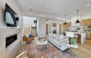 Designer Gem | Hot Tub & Bonus Room | Walk to Lift - Park City, Utah