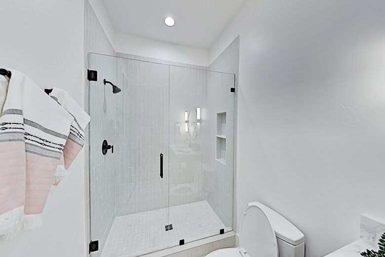 Designer Gem | Hot Tub & Bonus Room | Walk to Lift - Park City, Utah