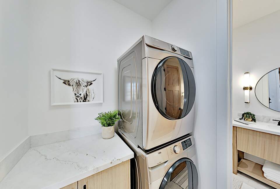 Designer Gem | Hot Tub & Bonus Room | Walk to Lift - Park City, Utah