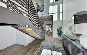 Designer Gem | Hot Tub & Bonus Room | Walk to Lift - Park City, Utah