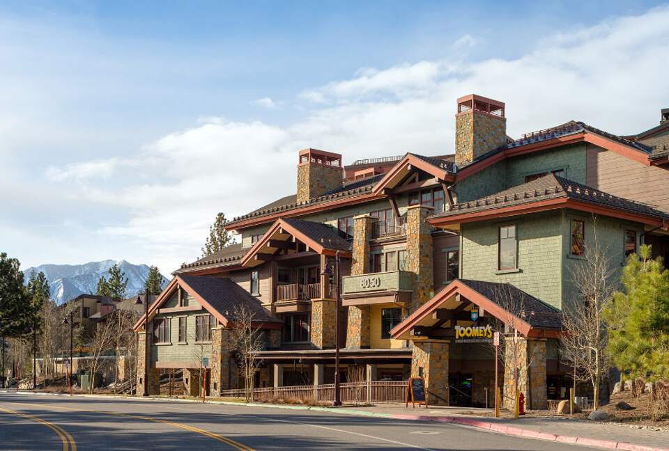Mammoth High Luxe Residence - Mammoth Lakes, California