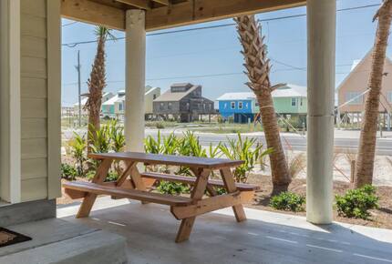 4 Sea-Suns Beach House - Gulf Shores, Alabama