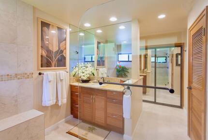 Large master bath