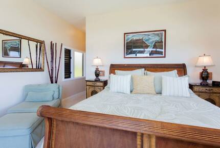 Bedroom with sitting area