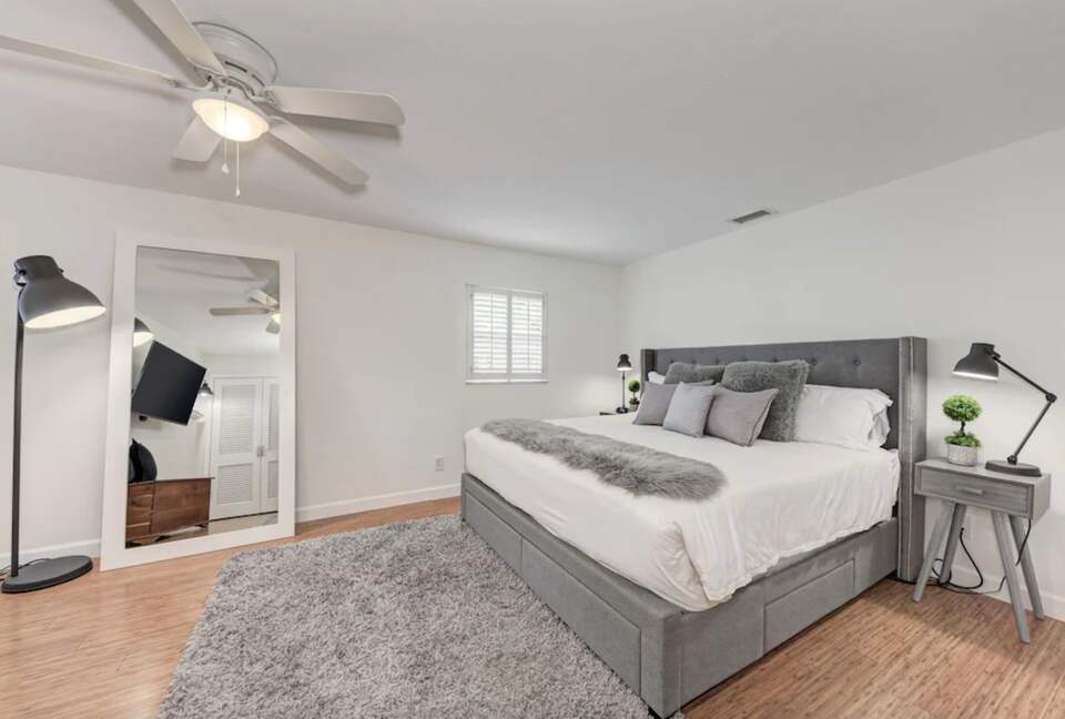 All Decked Out Waterfront Retreat - Sarasota, Florida