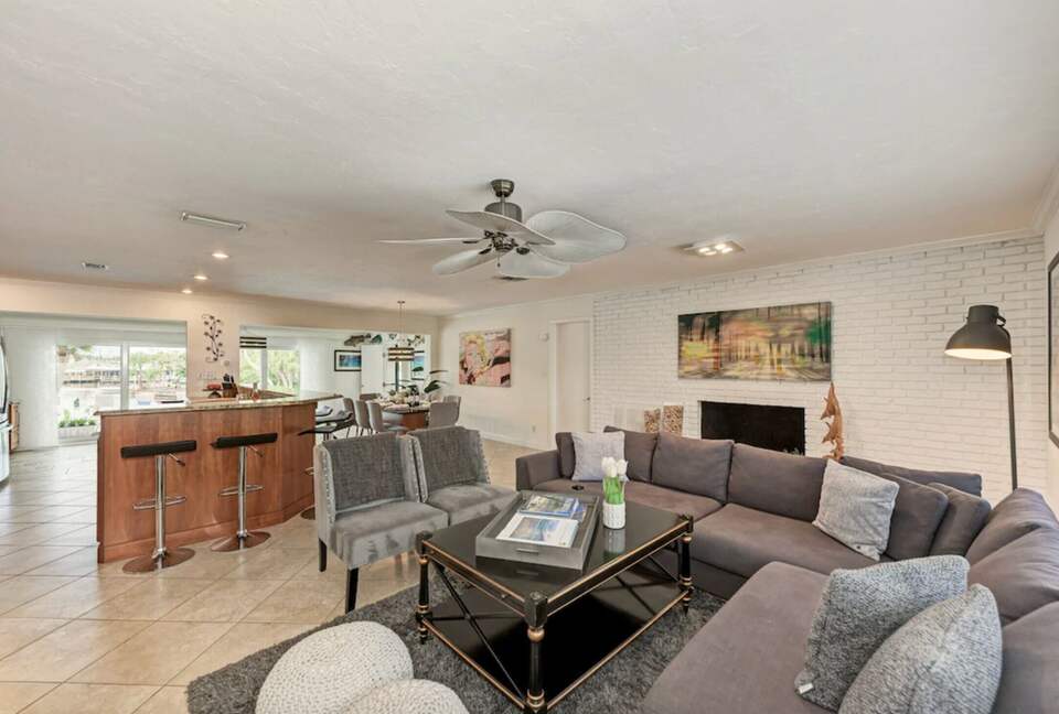 All Decked Out Waterfront Retreat - Sarasota, Florida