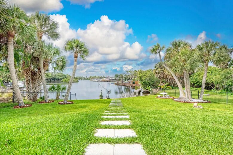 All Decked Out Waterfront Retreat - Sarasota, Florida