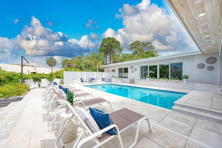 All Decked Out Waterfront Retreat - Sarasota, Florida