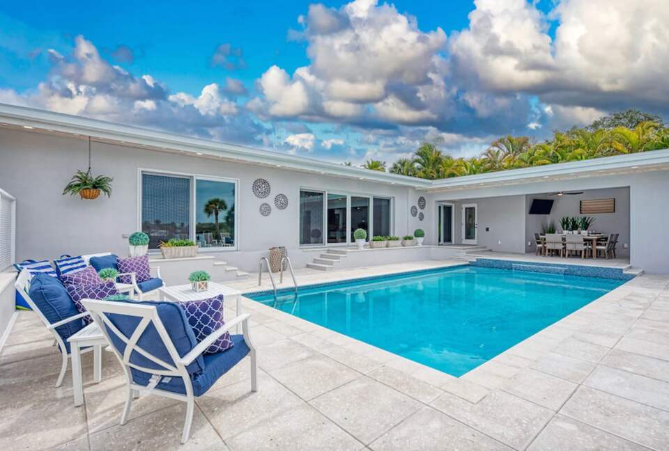 All Decked Out Waterfront Retreat - Sarasota, Florida