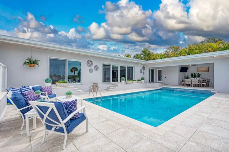 All Decked Out Waterfront Retreat - Sarasota, Florida