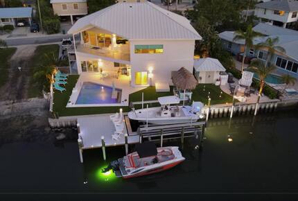 Island Life Villa - 5 Bed at Anna Maria Island - Holmes Beach, Florida