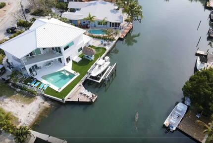 Island Life Villa - 5 Bed at Anna Maria Island - Holmes Beach, Florida