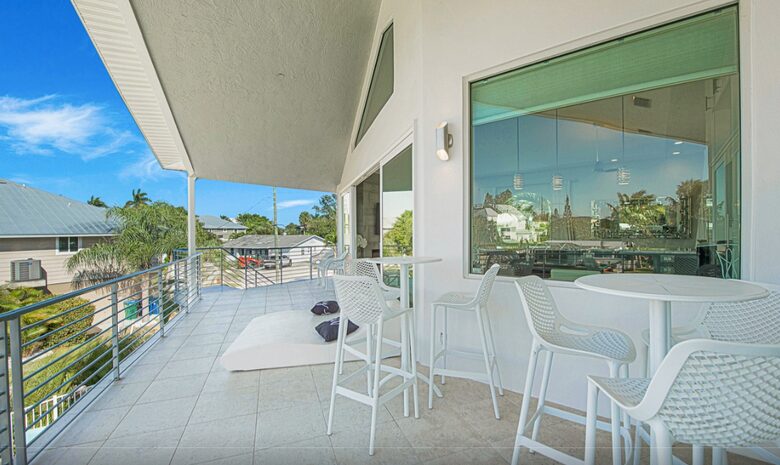 Island Life Villa - 5 Bed at Anna Maria Island - Holmes Beach, Florida