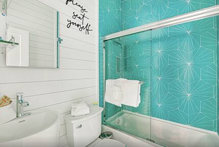 Island Life Villa - 5 Bed at Anna Maria Island - Holmes Beach, Florida