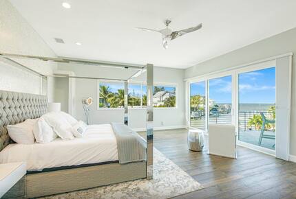 Island Life Villa - 5 Bed at Anna Maria Island - Holmes Beach, Florida