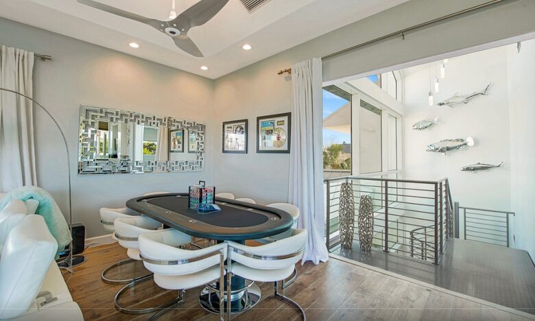 Island Life Villa - 5 Bed at Anna Maria Island - Holmes Beach, Florida