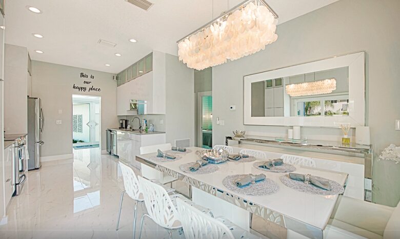 Island Life Villa - 5 Bed at Anna Maria Island - Holmes Beach, Florida