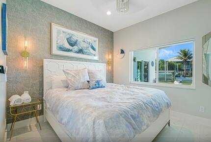 Island Life Villa - 5 Bed at Anna Maria Island - Holmes Beach, Florida