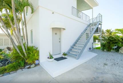 Island Life Villa - 5 Bed at Anna Maria Island - Holmes Beach, Florida