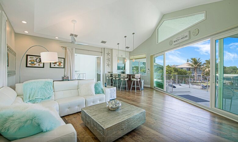 Island Life Villa - 5 Bed at Anna Maria Island - Holmes Beach, Florida