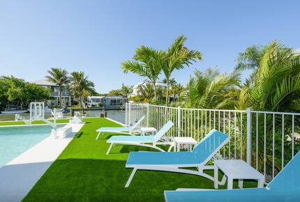 Island Life Villa - 5 Bed at Anna Maria Island - Holmes Beach, Florida
