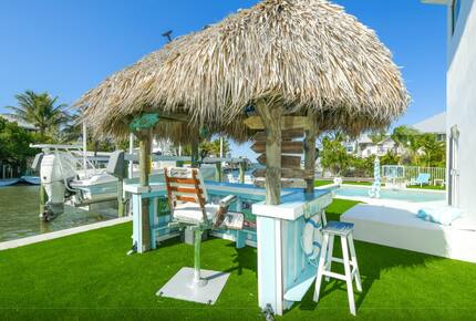 Island Life Villa - 5 Bed at Anna Maria Island - Holmes Beach, Florida