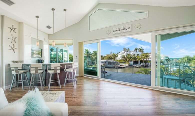 Island Life Villa - 5 Bed at Anna Maria Island - Holmes Beach, Florida