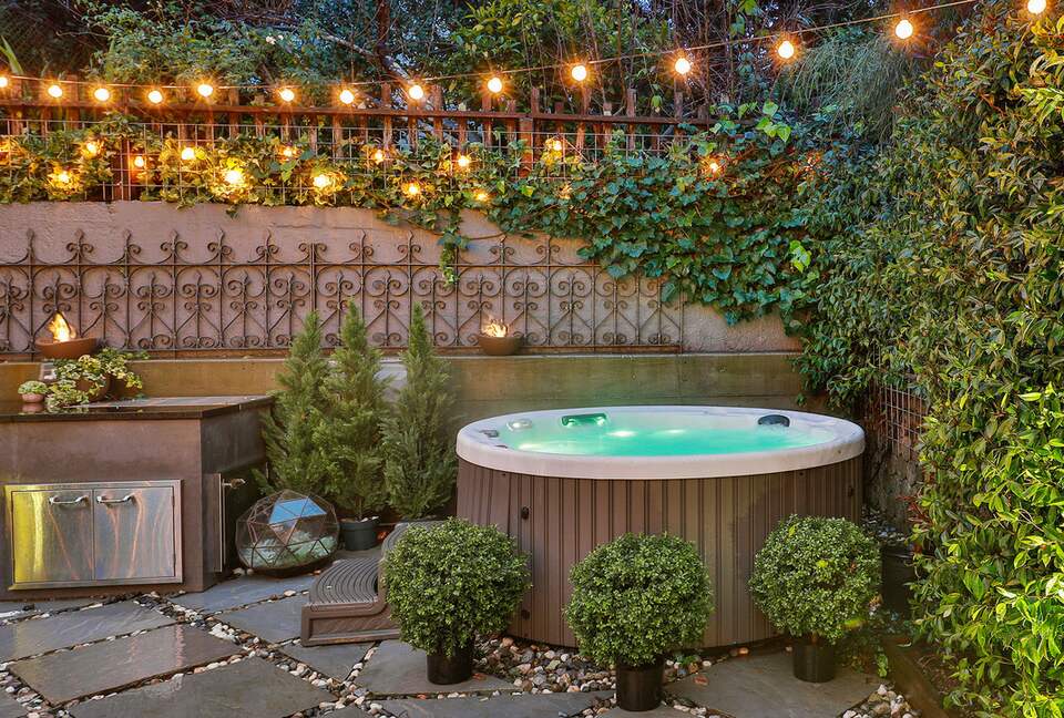 Designer Victorian Home - San Francisco, California