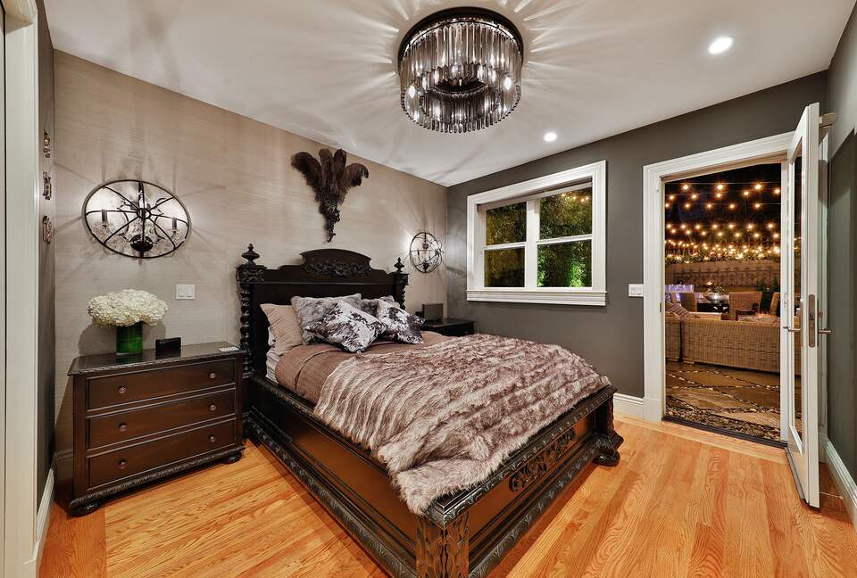 Designer Victorian Home - San Francisco, California