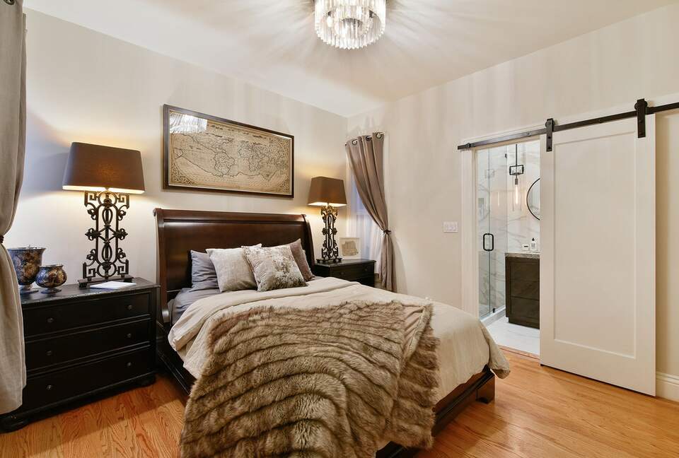 Designer Victorian Home - San Francisco, California