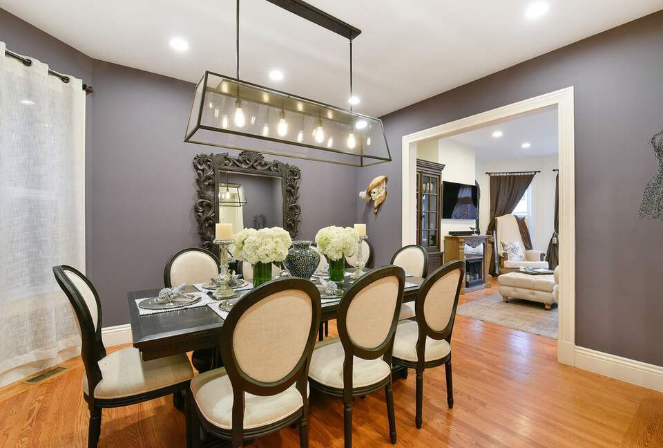 Designer Victorian Home - San Francisco, California