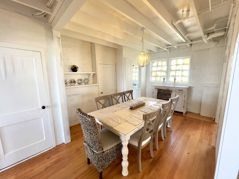 The Castaway Cottage - South Kingstown, Rhode Island