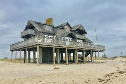 The Castaway Cottage - South Kingstown, Rhode Island